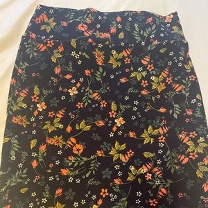 EUC L lularoe pencil skirt